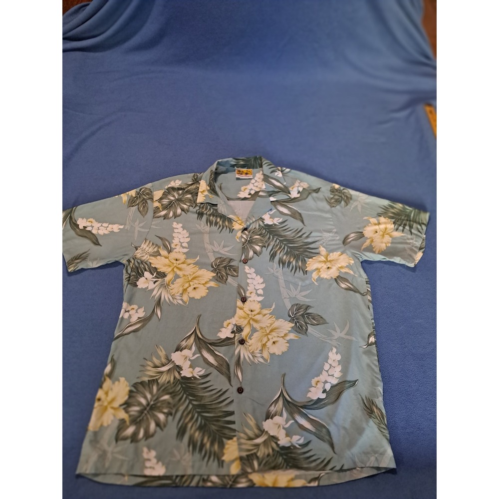 Winnie Fashion Hawaiian Shirt Mens Large Blue Floral Rayon Made in Hawaii Camp